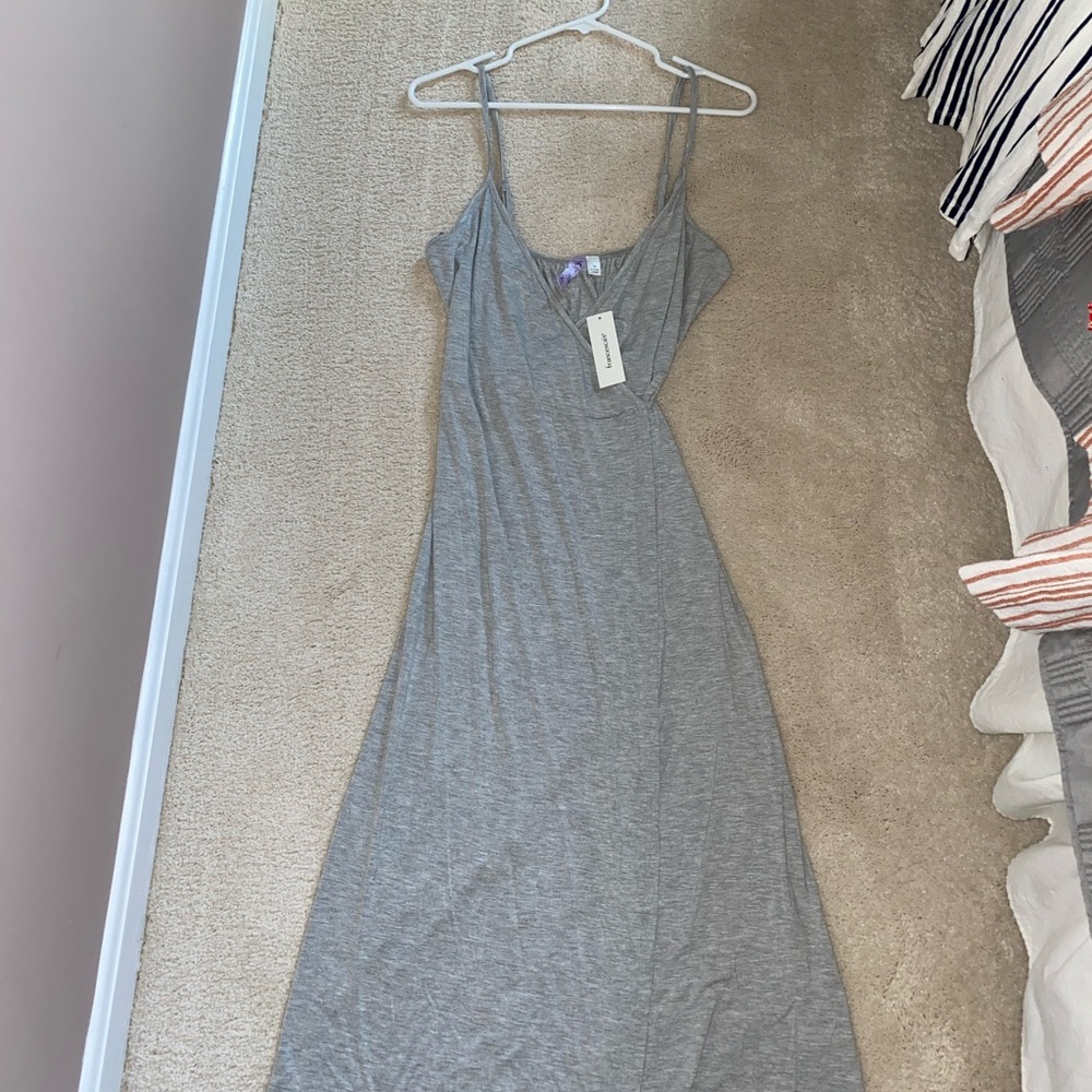 Francesca’s Gray Midi Dress, size M